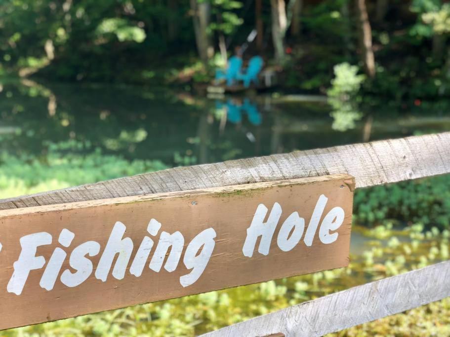 The Fishing Hole Cabin - Sage Vacations Gatlinburg Bagian luar foto