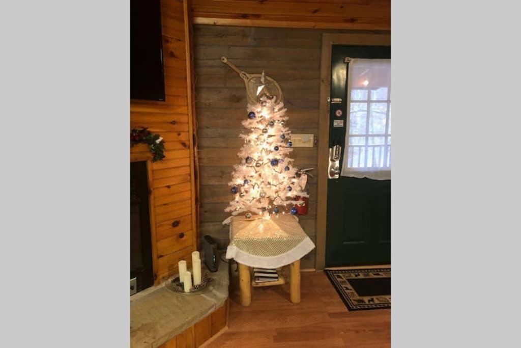The Fishing Hole Cabin - Sage Vacations Gatlinburg Bagian luar foto