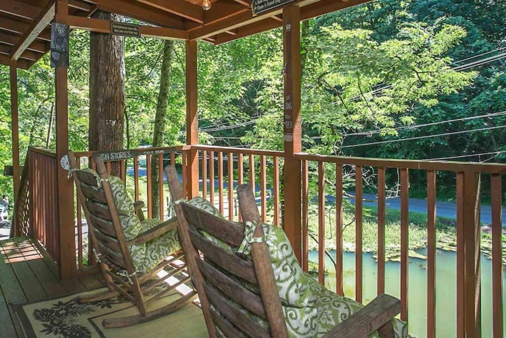 The Fishing Hole Cabin - Sage Vacations Gatlinburg Bagian luar foto